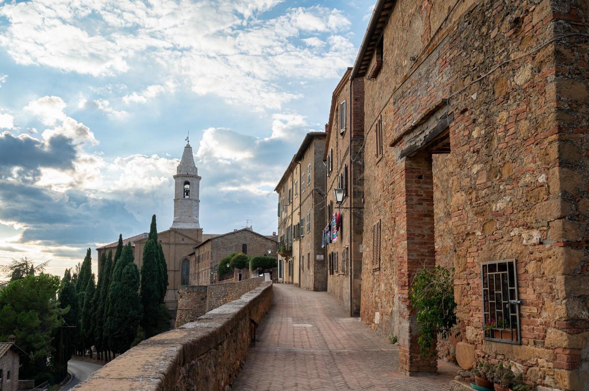 Artistica Pienza - Breathtaking Val D'Orcia View Apartment Bagian luar foto